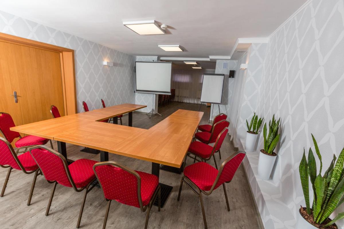 Hotel Sport - Housity