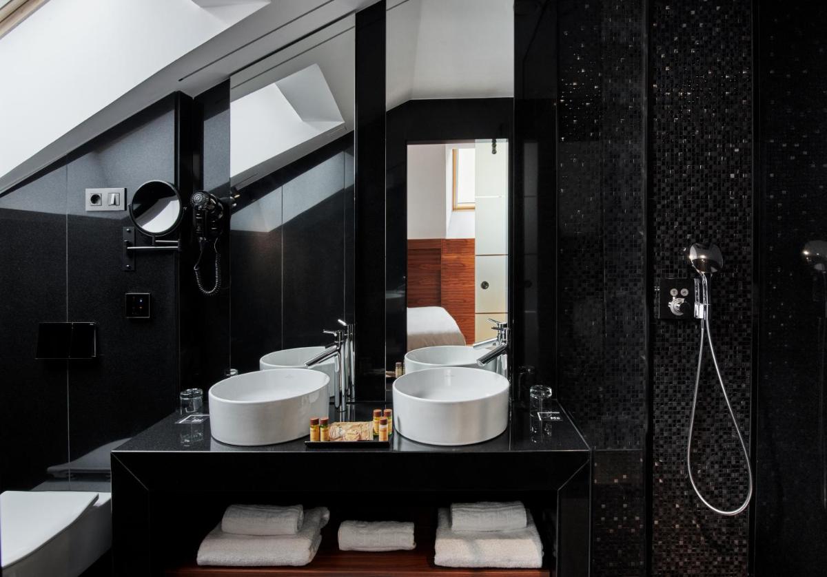 Un baño de Hotel MyPalace León