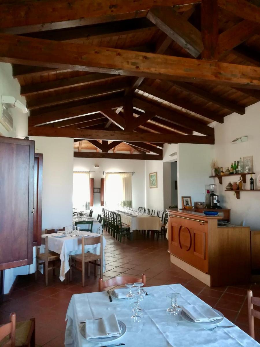 Hotel Su Nuraxi - Housity