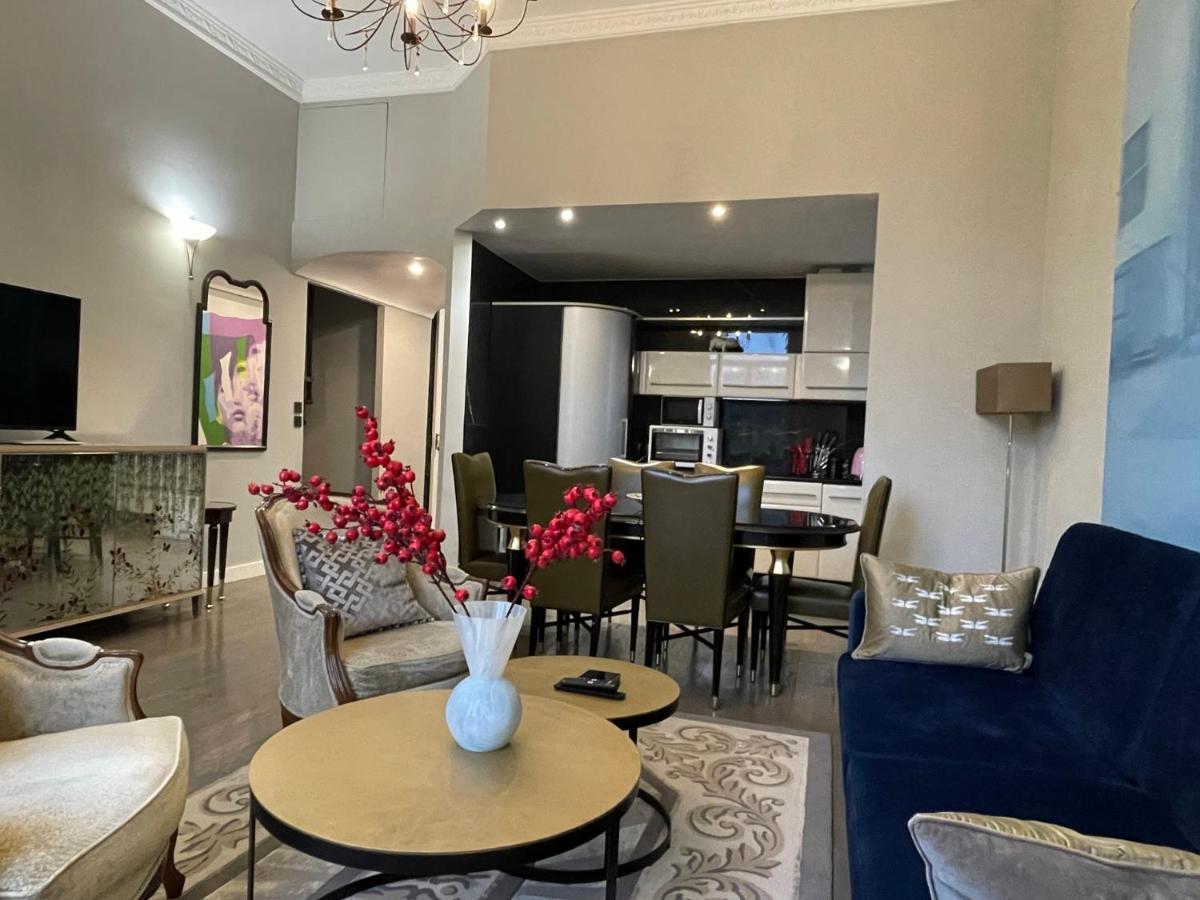Luxury 2-floor Flat (95 sqm) near Hotel Martinez - Housity