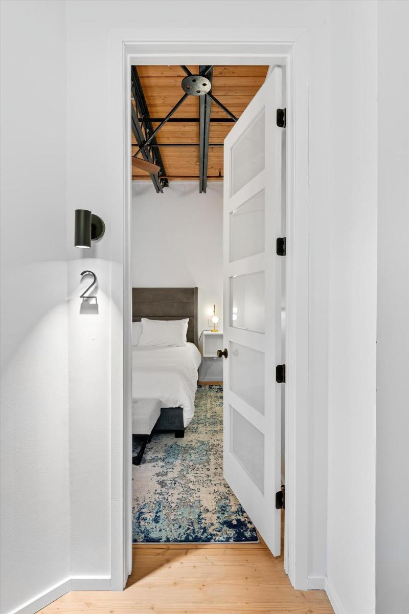 Hotel Residential of Denver - Housity