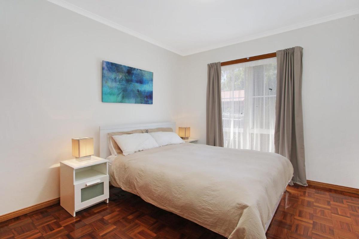 Canyon Walk House - On the Ovens River - Housity