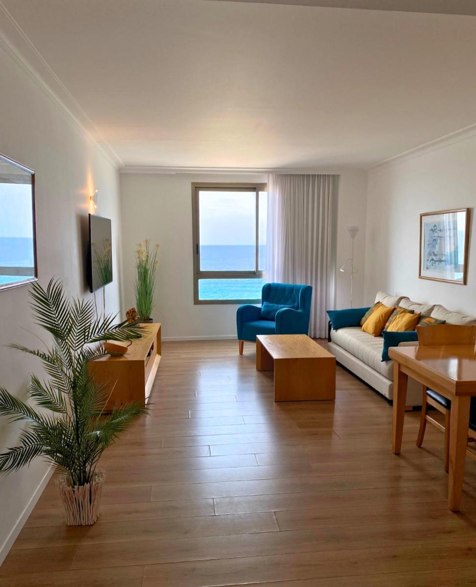 Almog Beach Apartments מגדלי חוף הכרמל חיפה - Housity