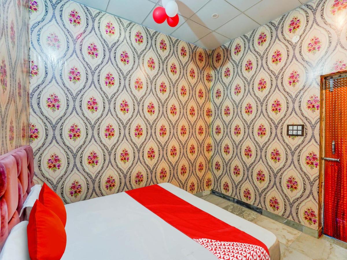 Hotel O Yadav Restaurant & Family Rooms - Housity