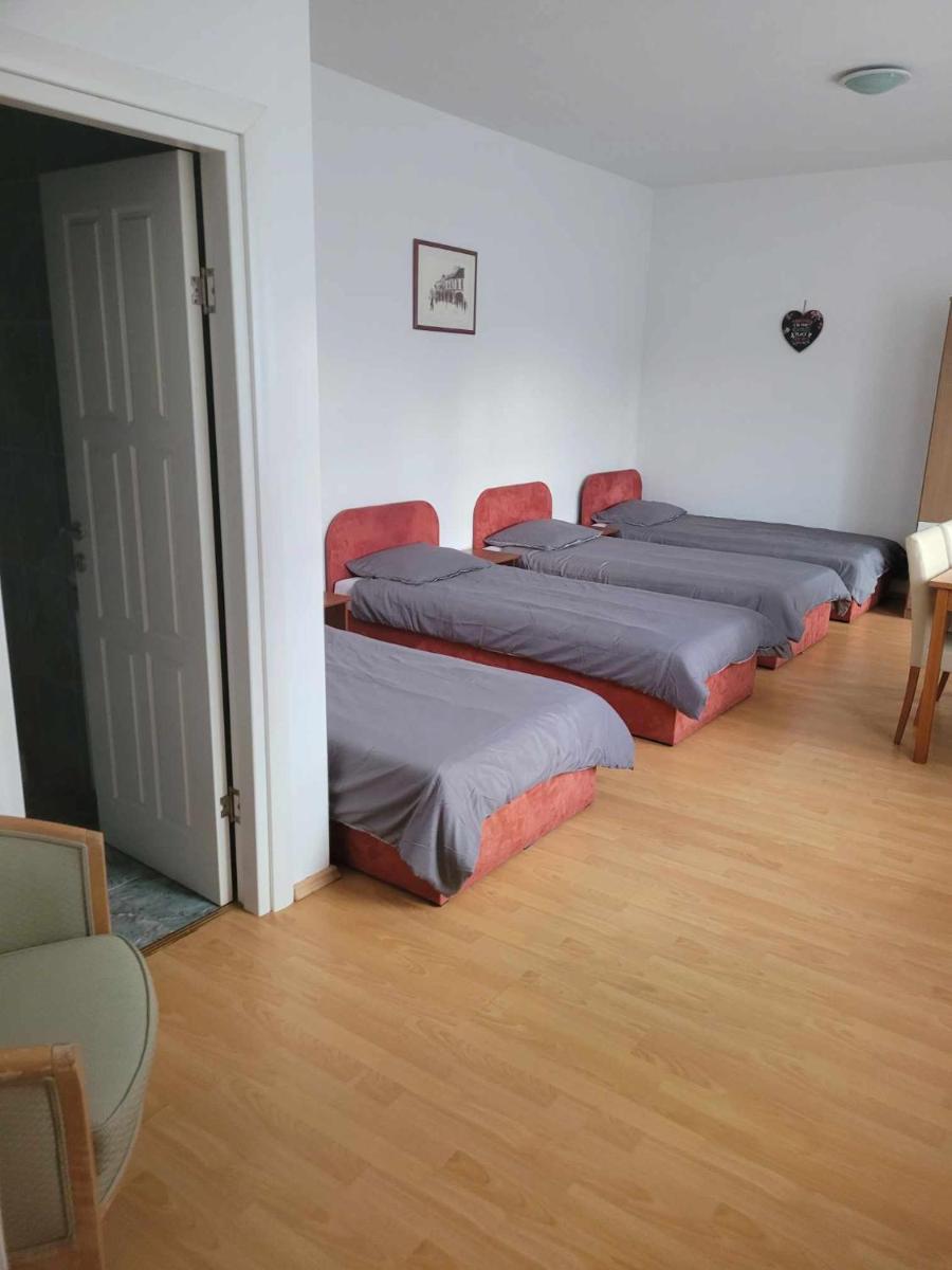 Restoran i prenoćište Begović - Housity