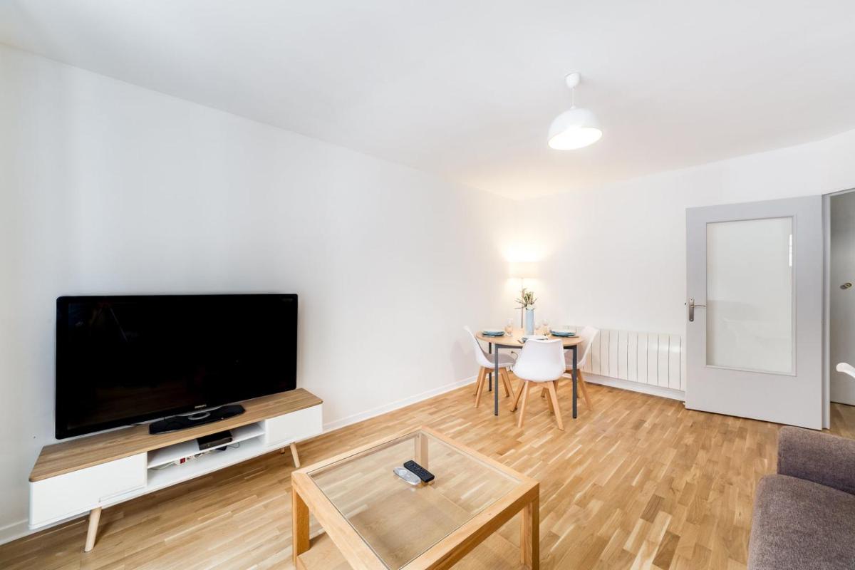 Grand studio proche Tête d'Or et Part-Dieu AIL - Housity