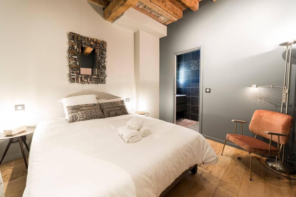 Beau bijou au coeur du Vieux Lyon AIL - Housity