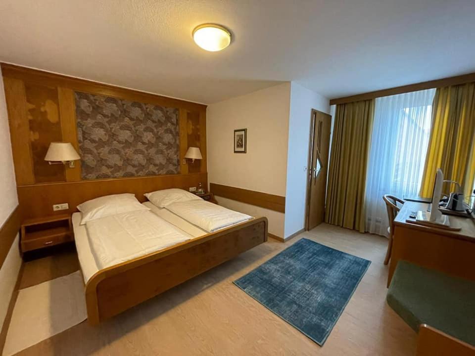Hotel Württemberger Hof Garni - Housity