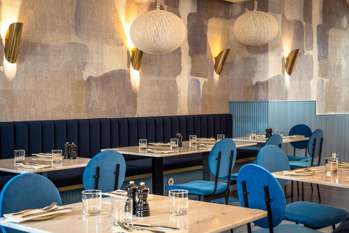 Um restaurante ou outro lugar para comer em The Vintage Hotel & Spa Lisbon