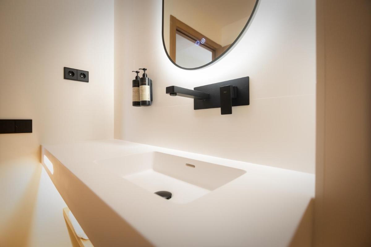 Un baño de Hotel & Spa Convento San Francisco