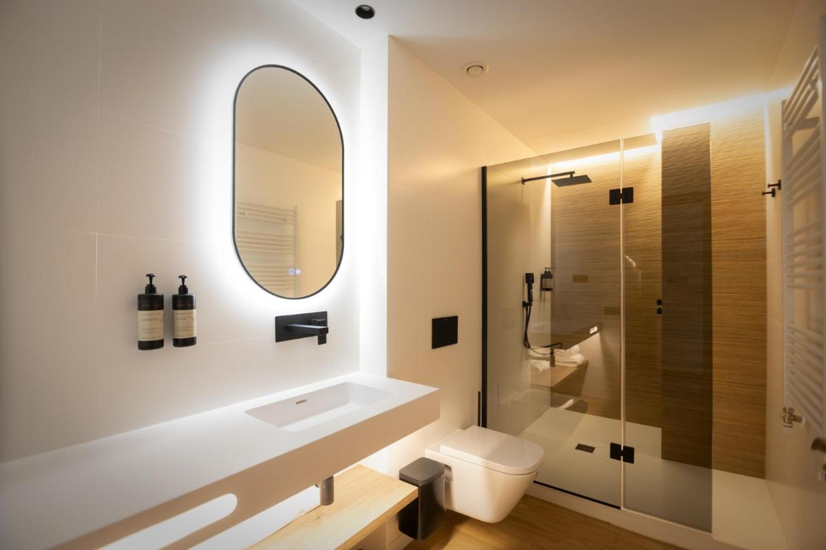 Un baño de Hotel & Spa Convento San Francisco