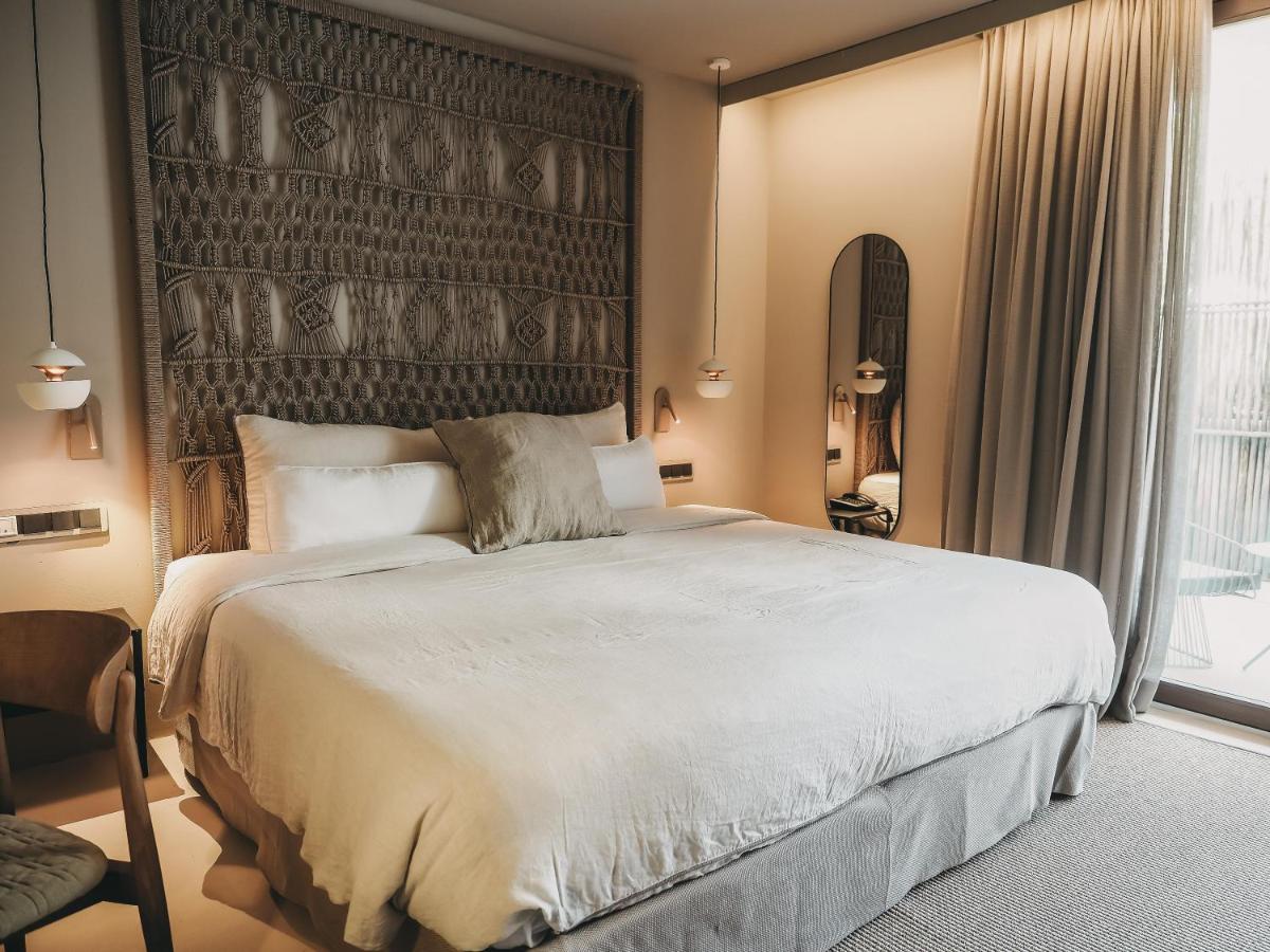 Cama o camas de una habitación en Barefoot Hotel Mallorca
