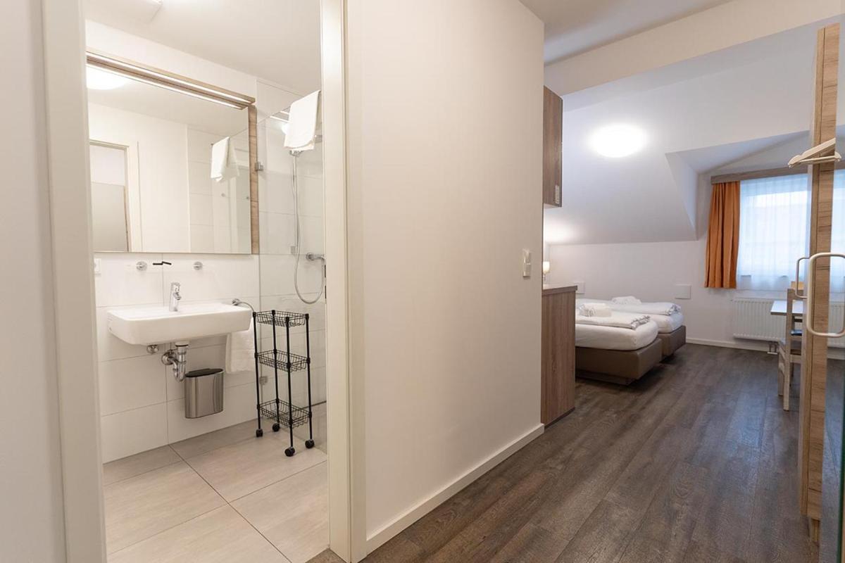 Aparthotel Oberfeld West München, Selbstversorgerhotel - Housity