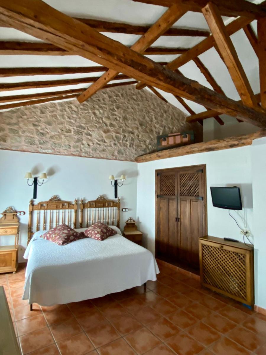 Caserón De La Fuente - Housity