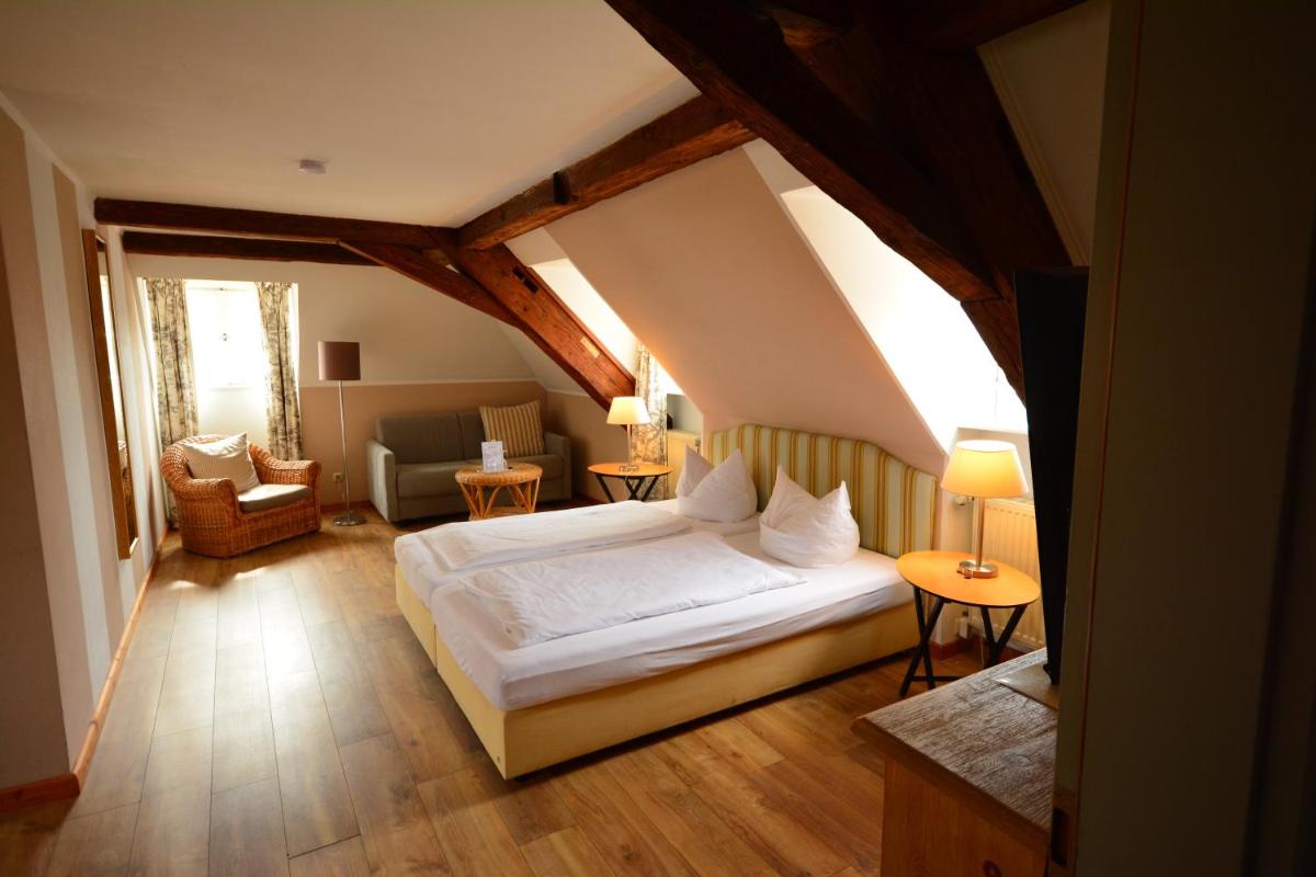 Landhotel Schloss Buttenheim - Housity