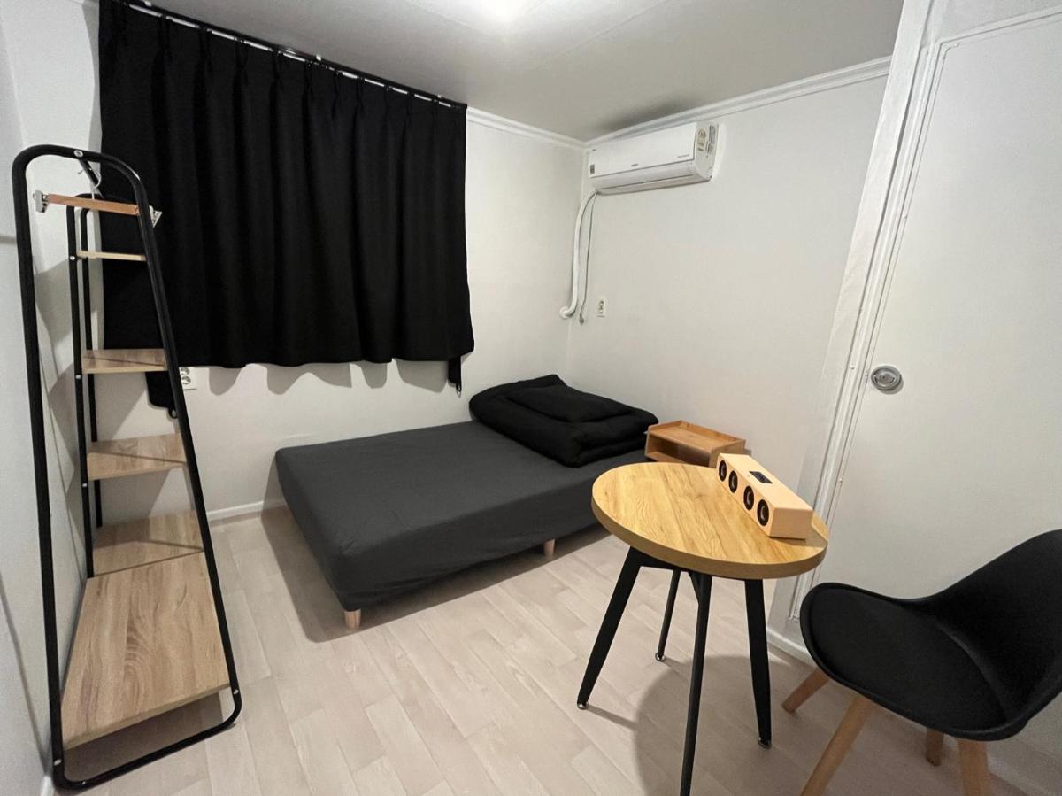 Green house room 102 - Housity