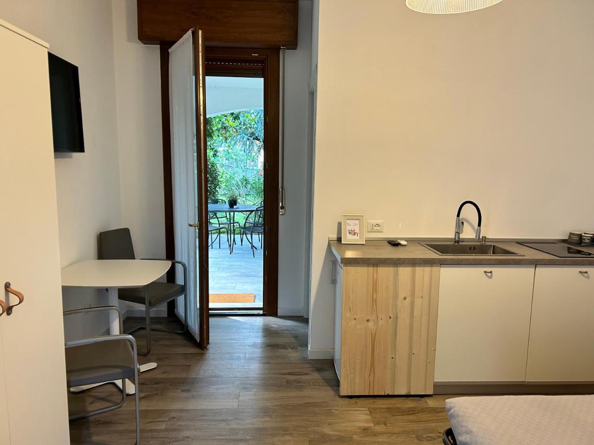 Relax & Emozioni Rooms - Housity