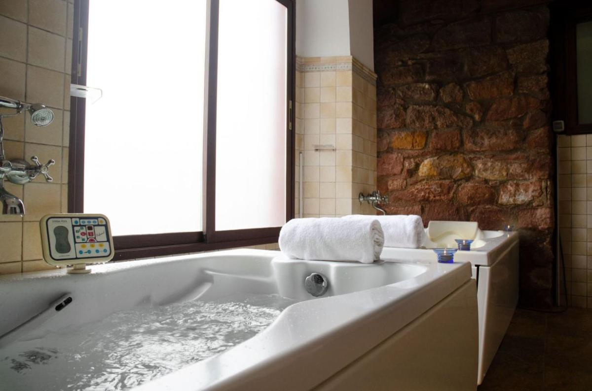 Hotel Balneario de Marmolejo - Housity