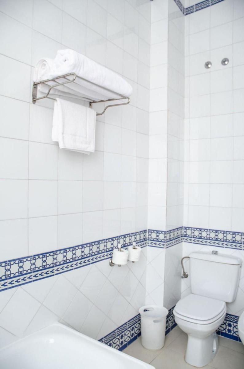 Un baño de Hotel Balneario de Marmolejo