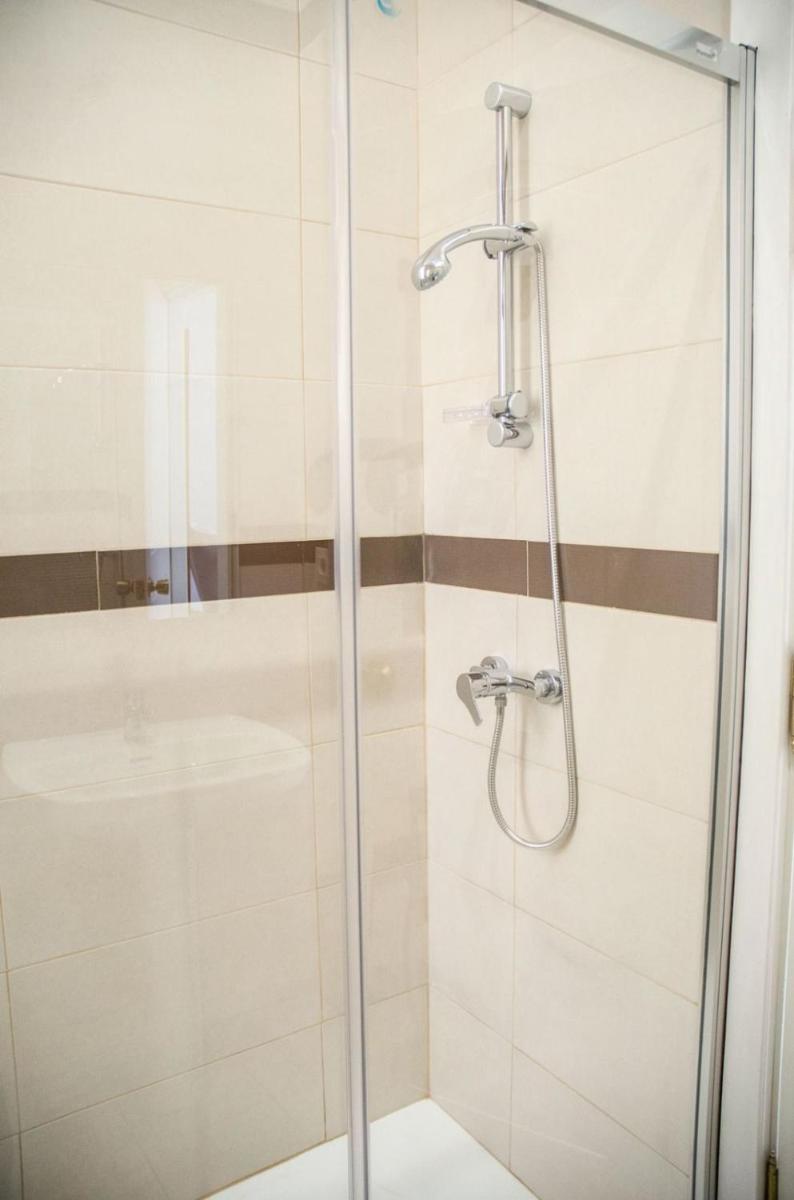 Un baño de Hotel Balneario de Marmolejo