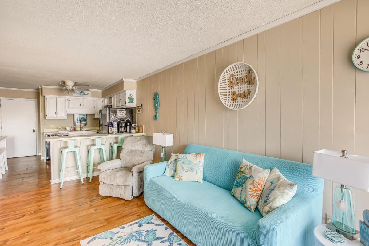 Myrtle Beach Vacation Rental - Walk to the Ocean! - Housity