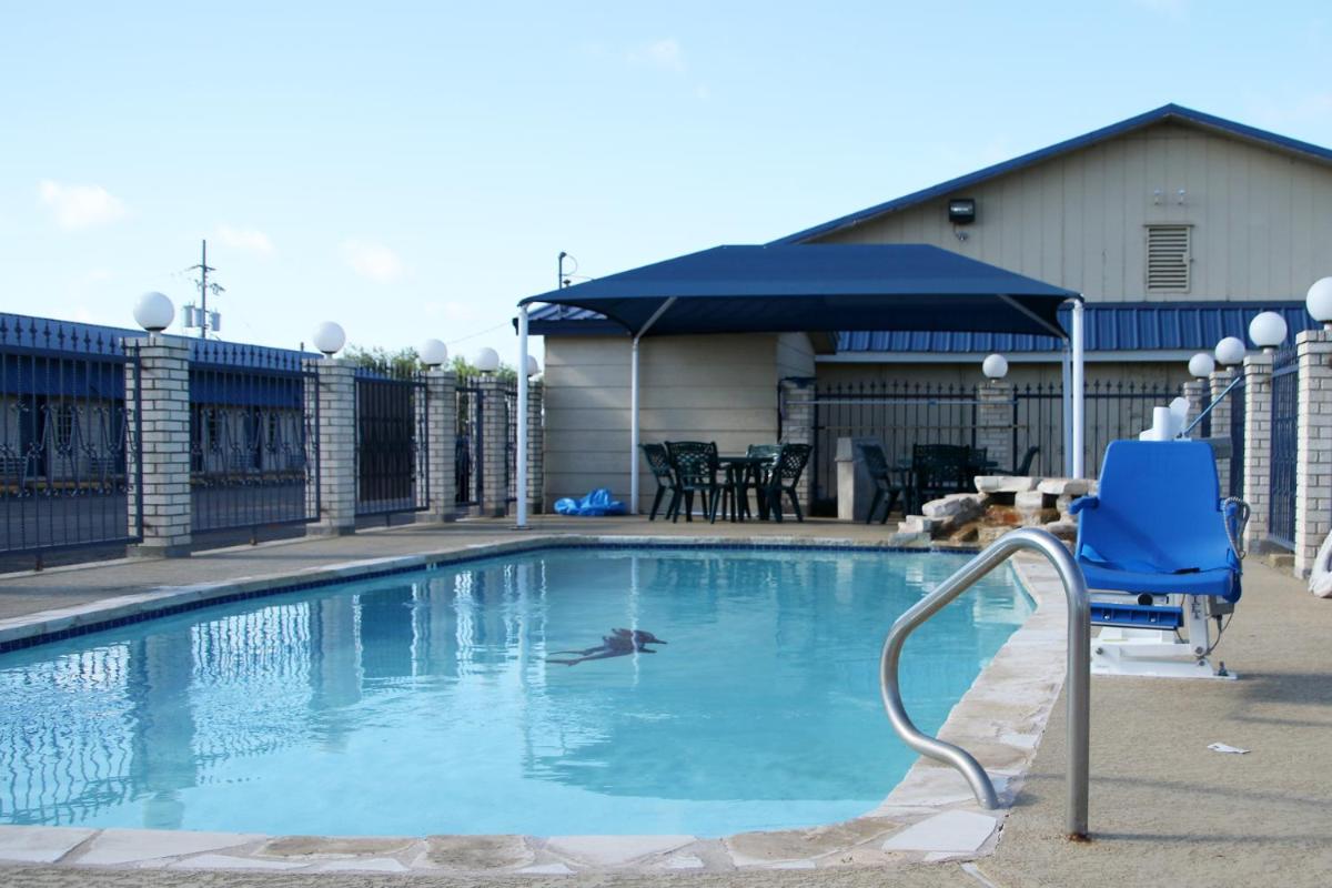 Lone Star Inn Llano - Housity