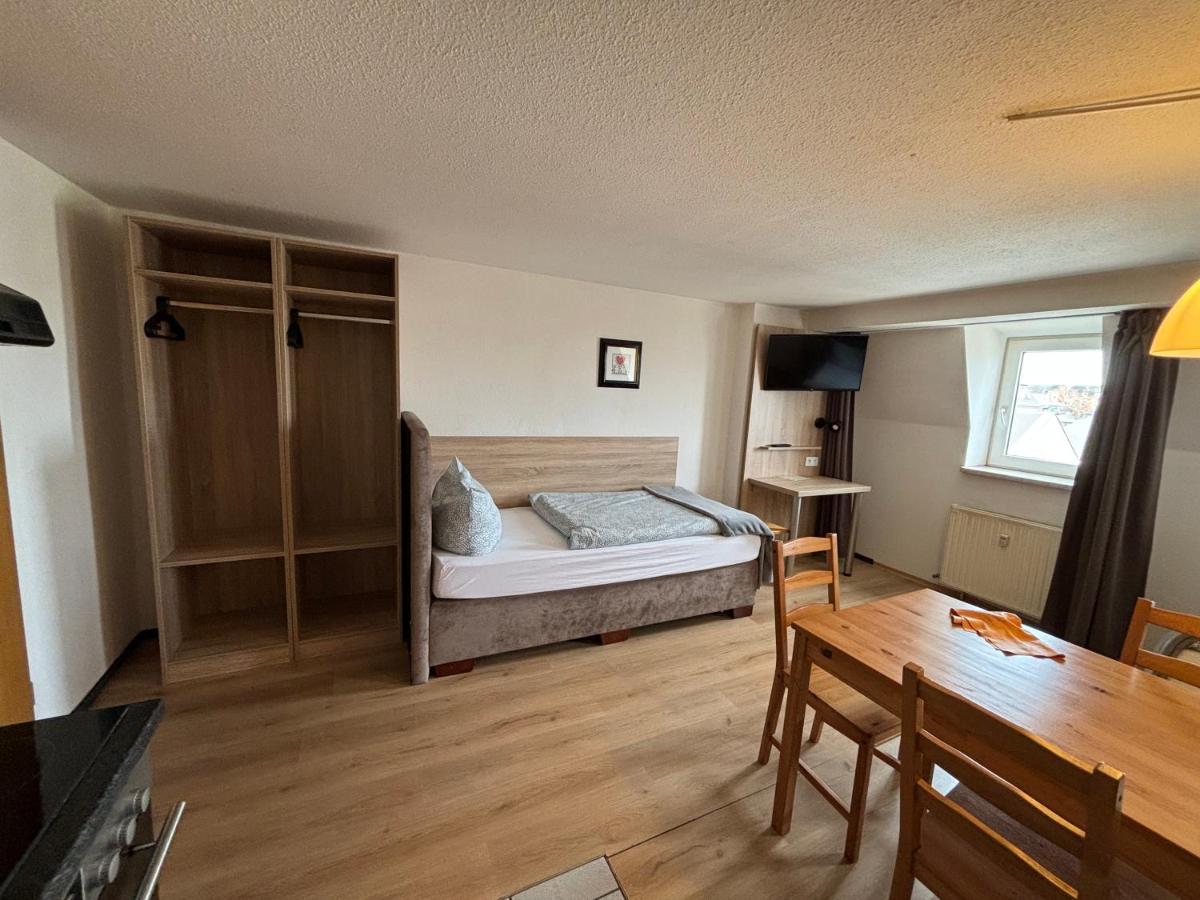 Deutscher Hof - Housity