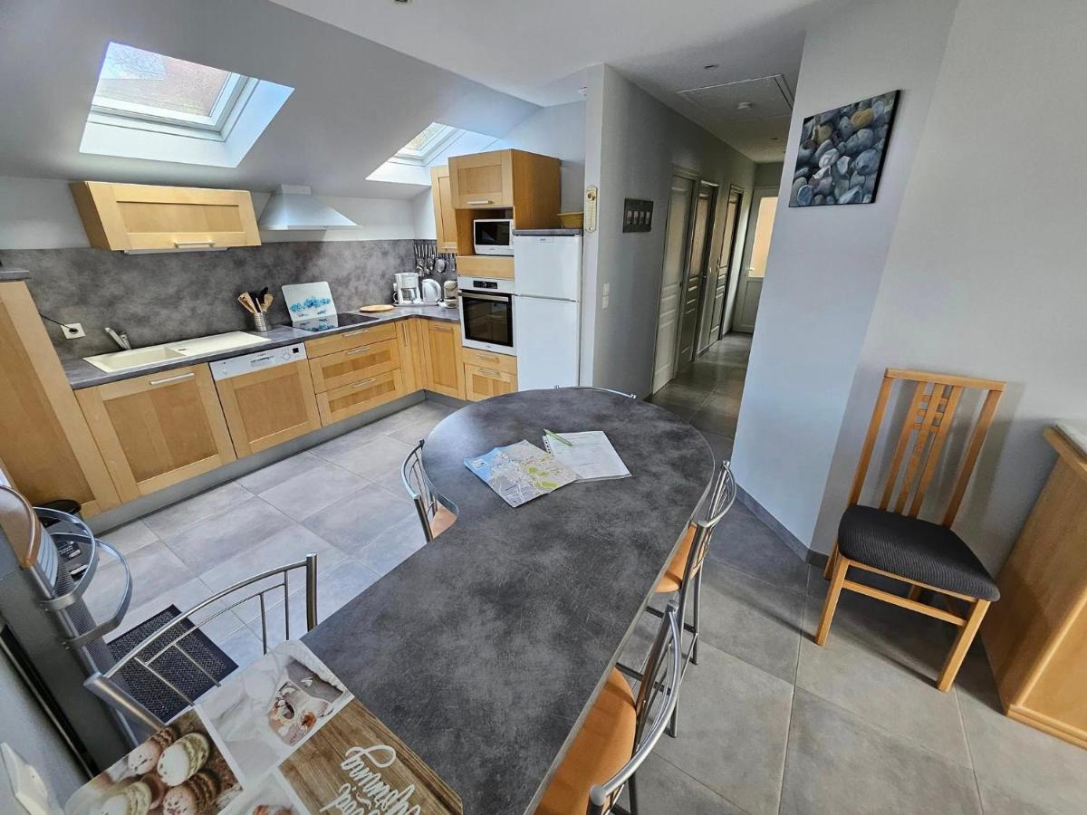 GitedesDalles 3 épis avec terrasse vue mer - Housity