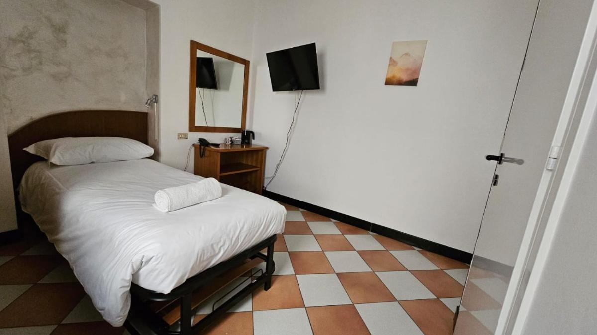 Hotel Montecodeno - Housity