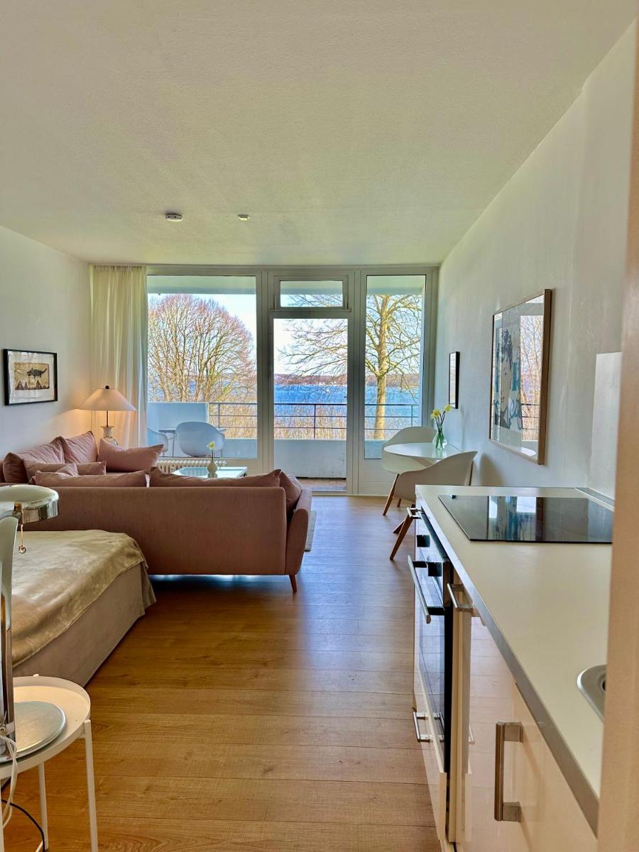 Appartement mit traumhaftem Kieler Förde Blick - Housity