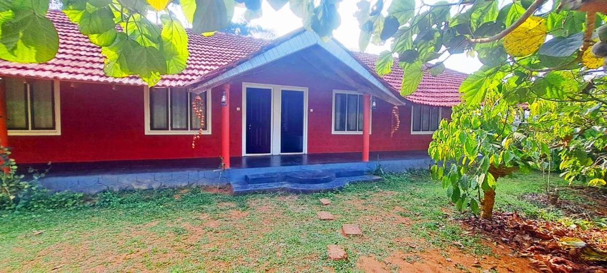 Agastya Lake View Coorg Homestay - Housity