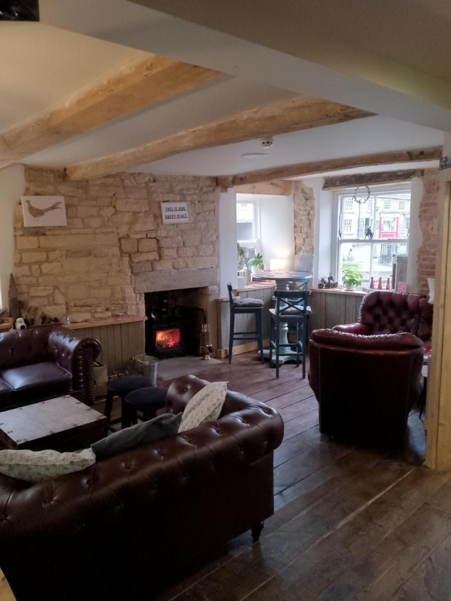 Sanctuary inn - Housity