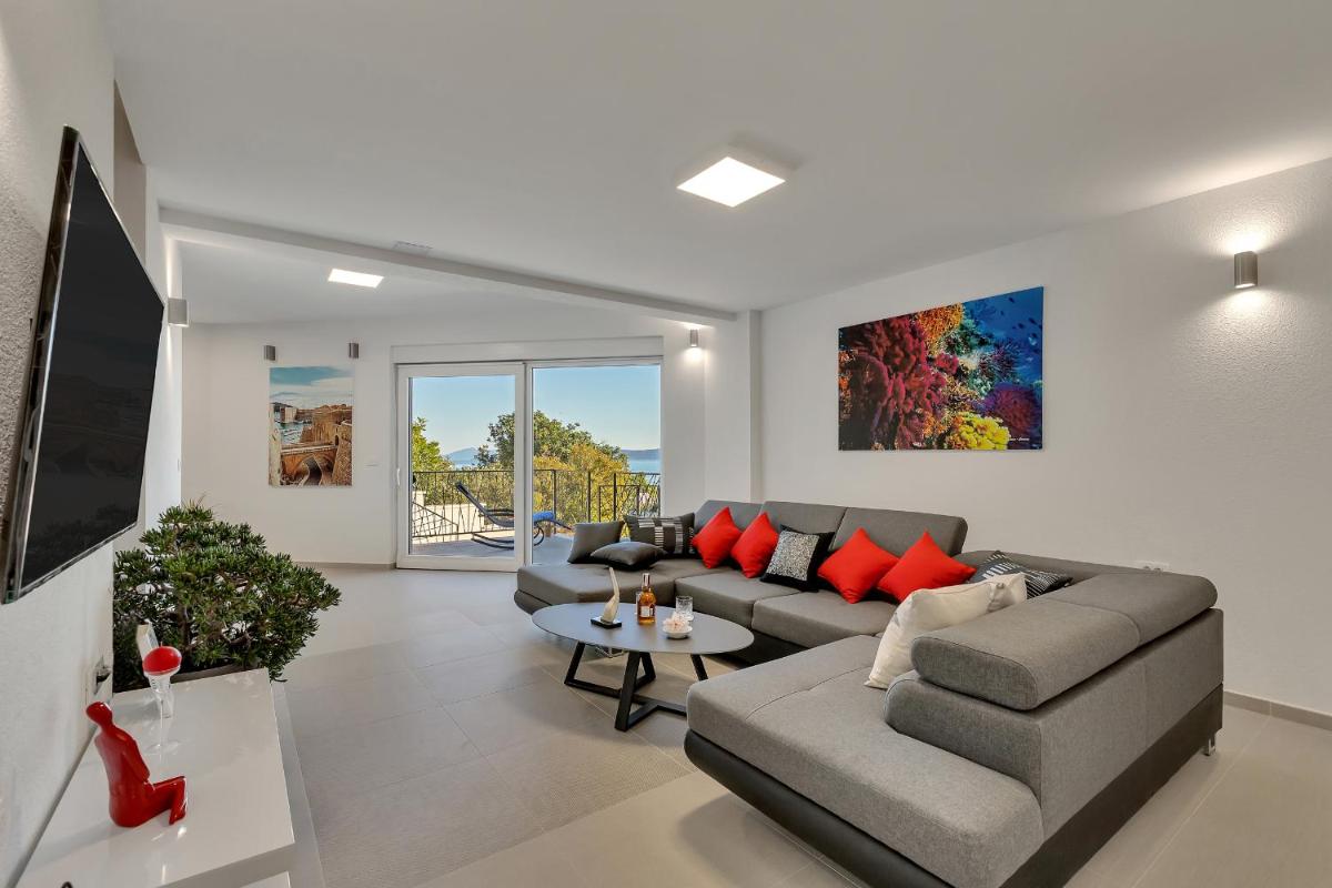 Luxury Apartments Podgora - Housity