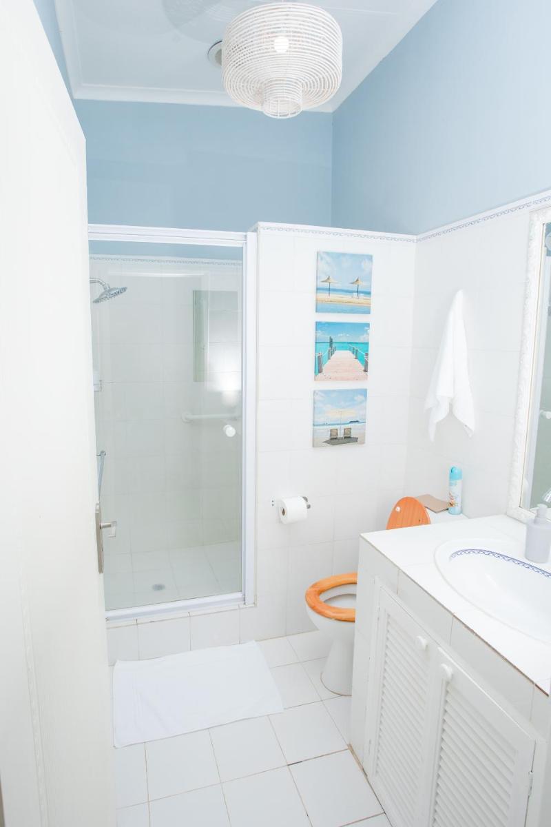 4 Gazelle Guesthouse - Housity