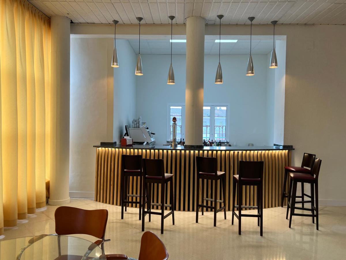 Hospedium Hotel Sky Blu Torre de Sevilla - Housity