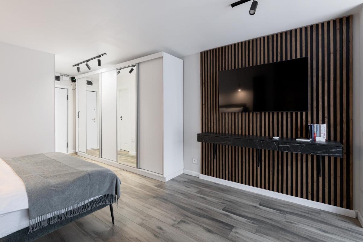 Moon Apartments - Housity