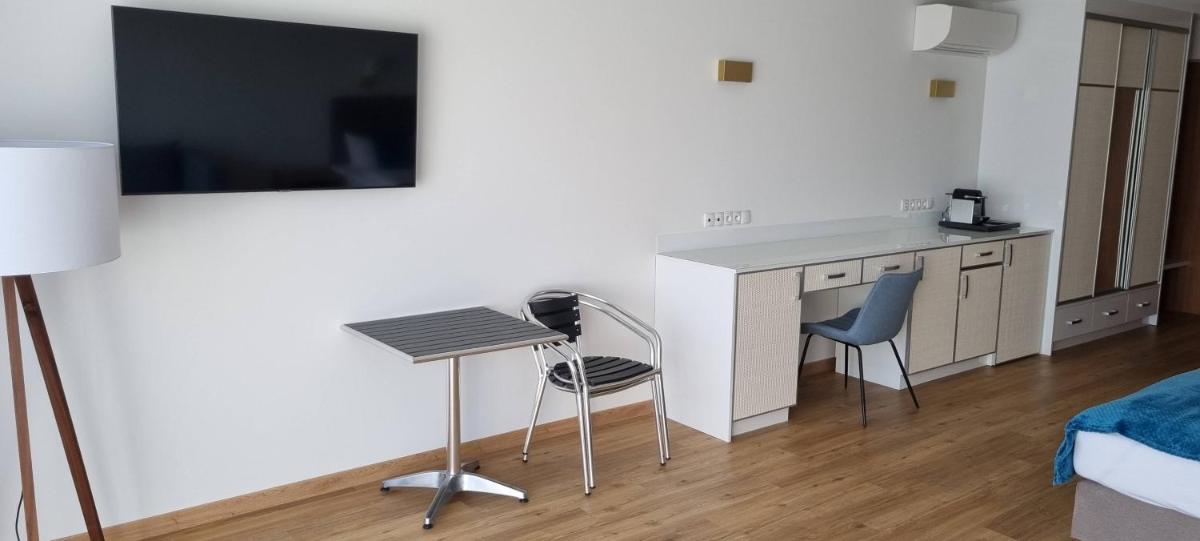 Villa Le Lux - Housity