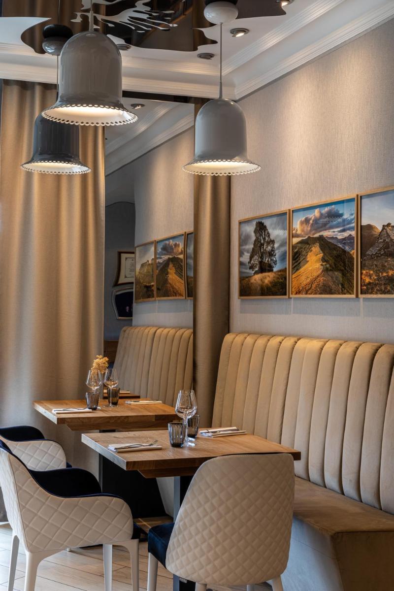 Coin salon dans l'établissement Le Bailliage Hôtel & Spa