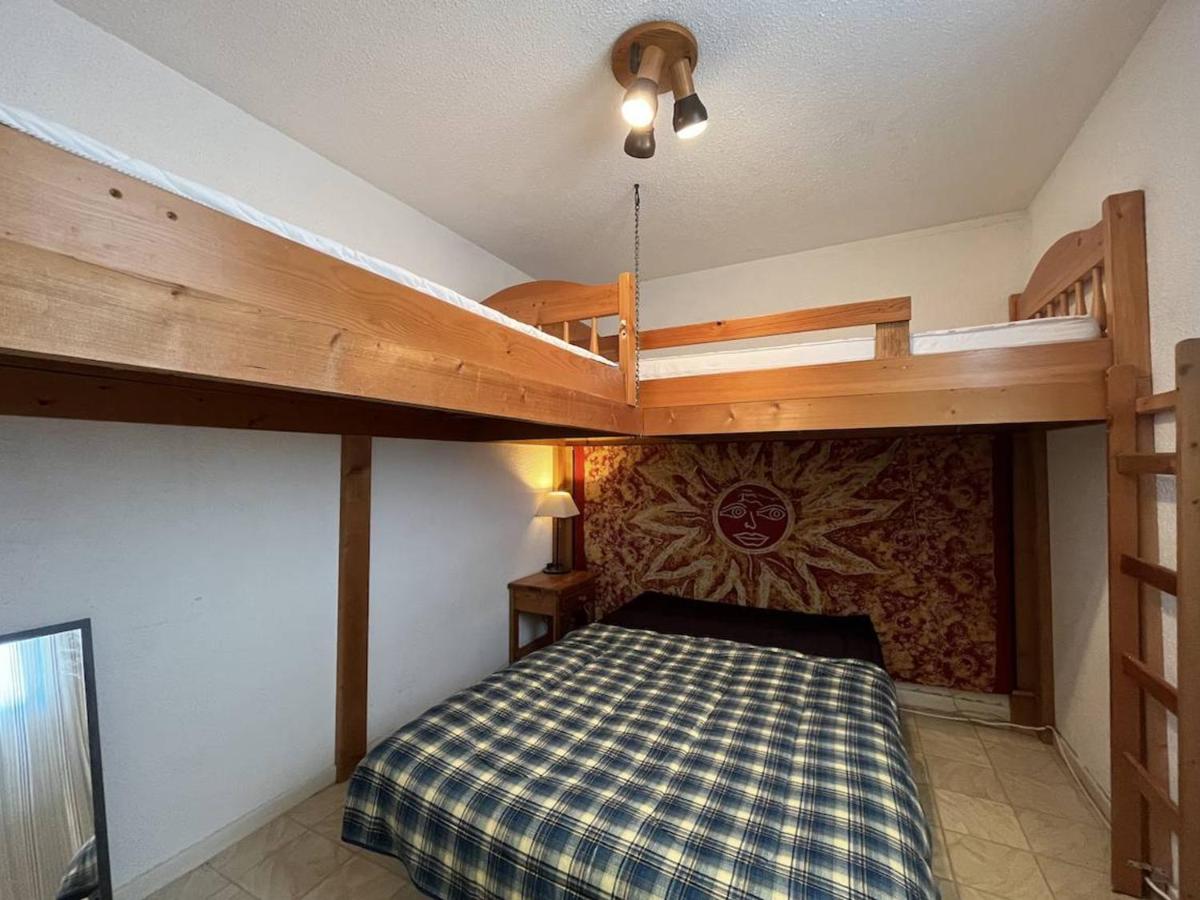 Maison Climatisée à 2 Pas de la Plage avec Piscine et Parking Privé, 6 Couchages - Gruissan - FR-1-229-486 - Housity