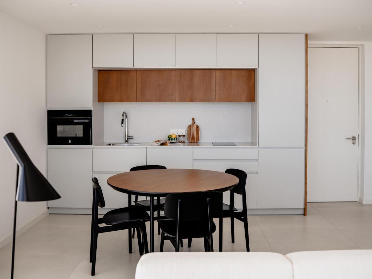 Una cocina o zona de cocina en THE FLAG HOTEL Marbella, Estepona Adult Recommended