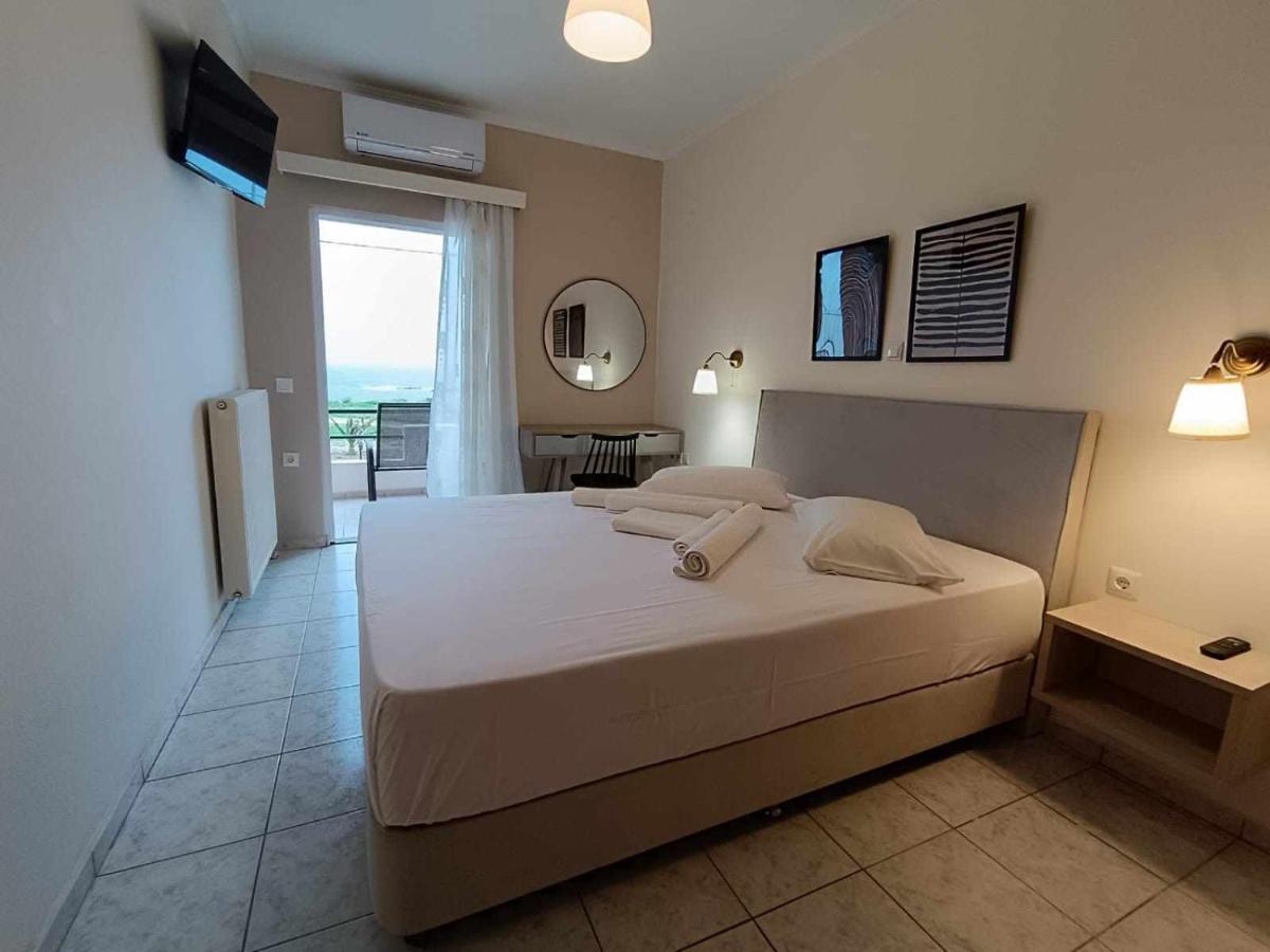 Faros Apartments - Housity
