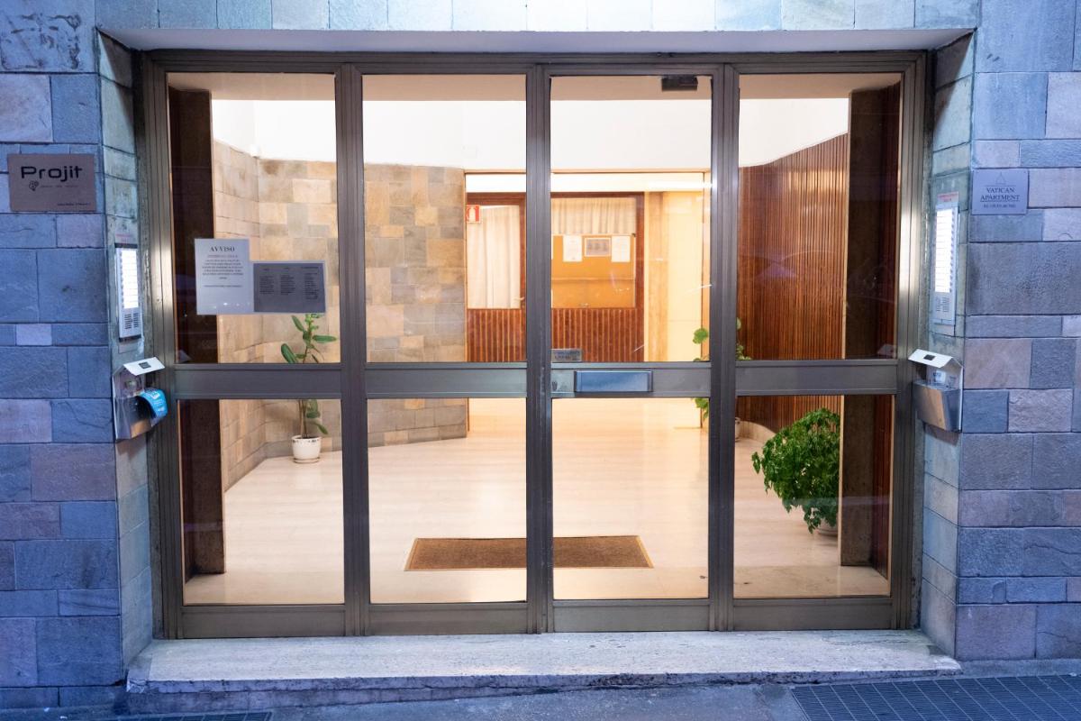 Vatican Apartment - Housity