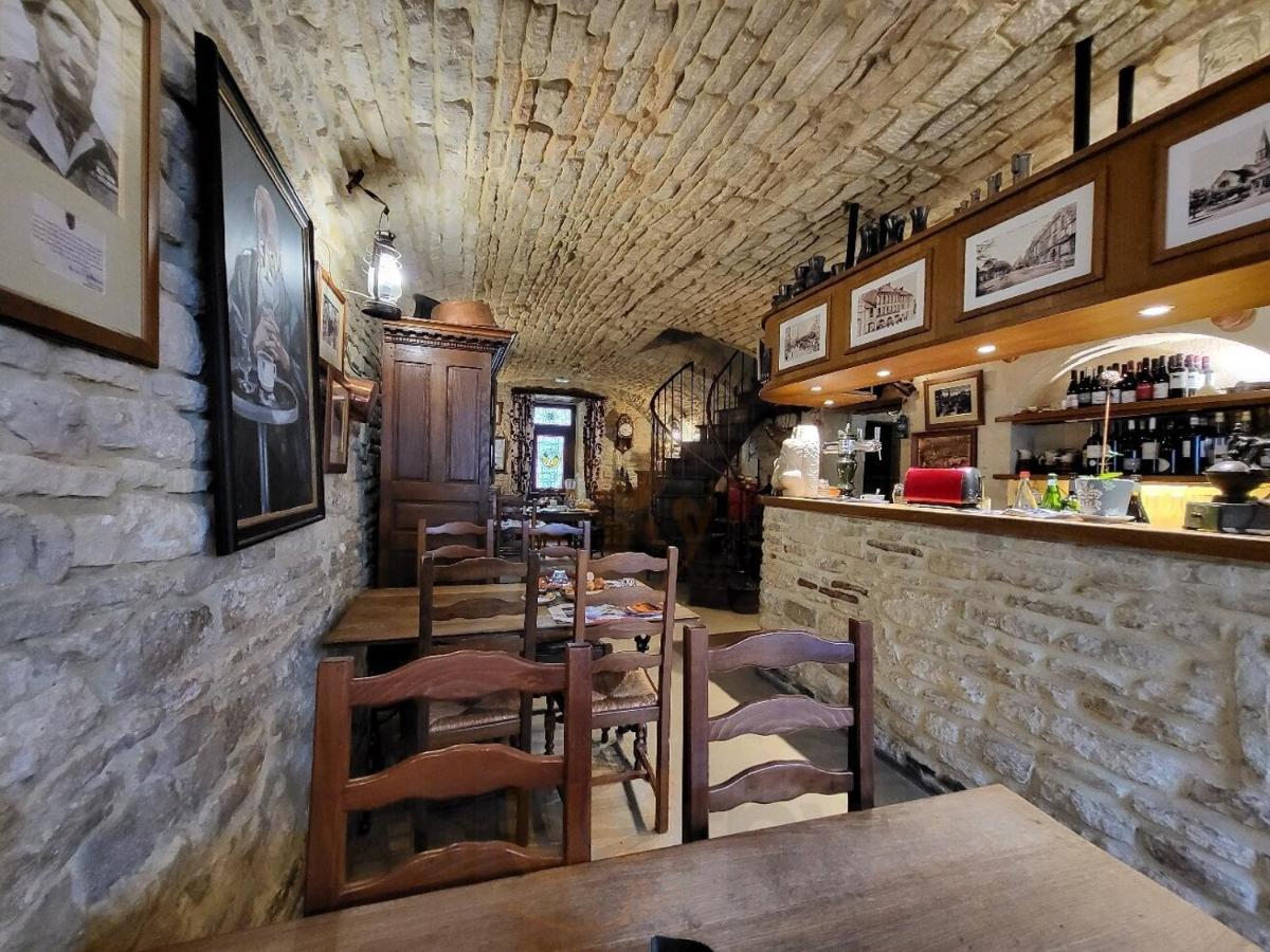 Hostellerie Saint Martin- Logis Hôtel et Restaurant - Housity