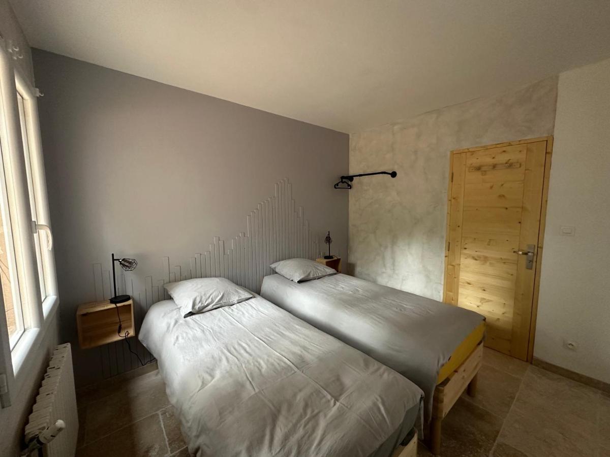 Maison au Pied de la Sainte Victoire - Housity