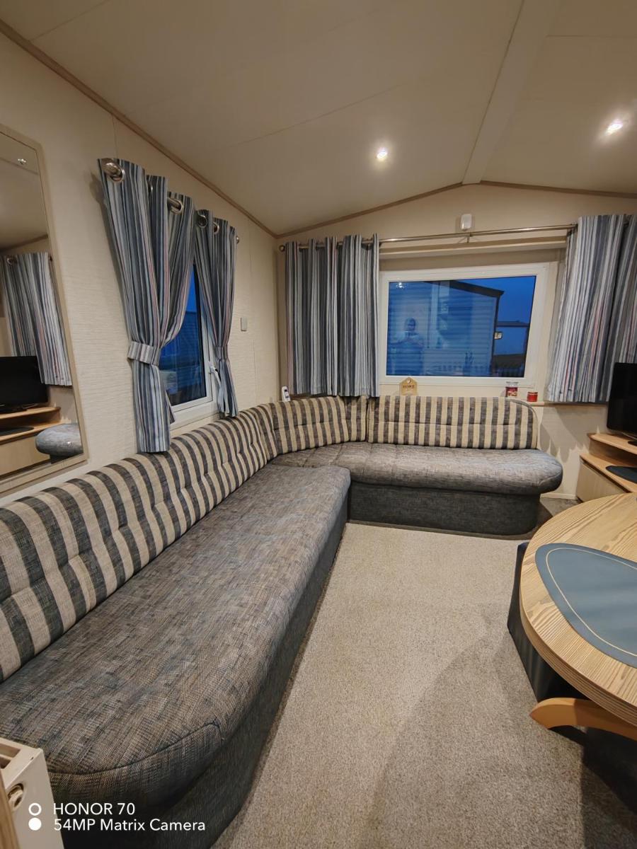 Ocean Edge Holiday Park - Housity