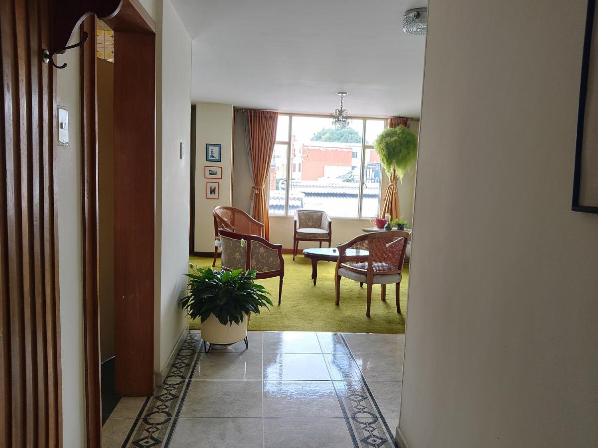 Alojate y Descansa - Housity