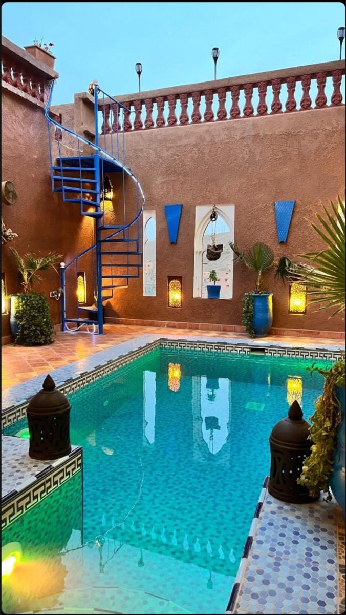 Hôtel Bia Besta - Housity