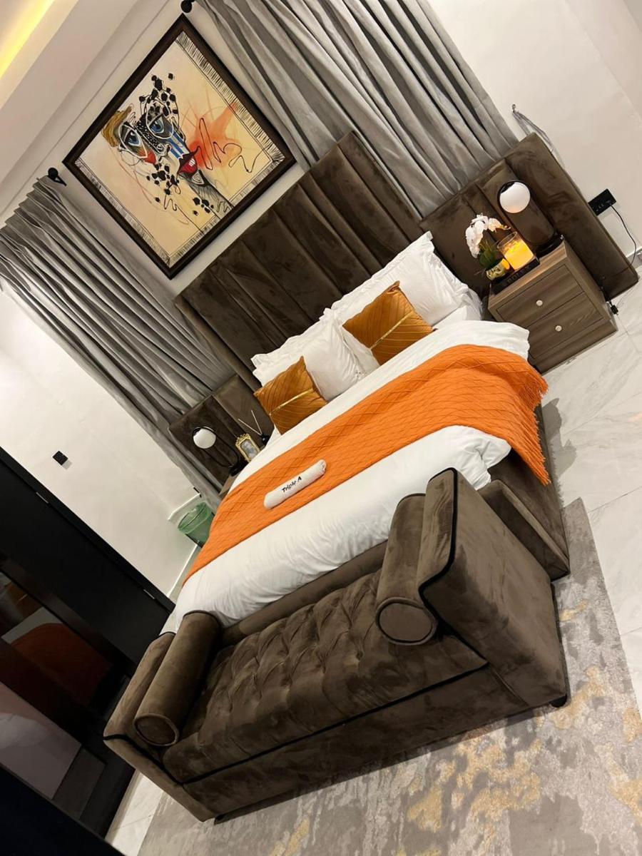Triple A Apartment - Housity