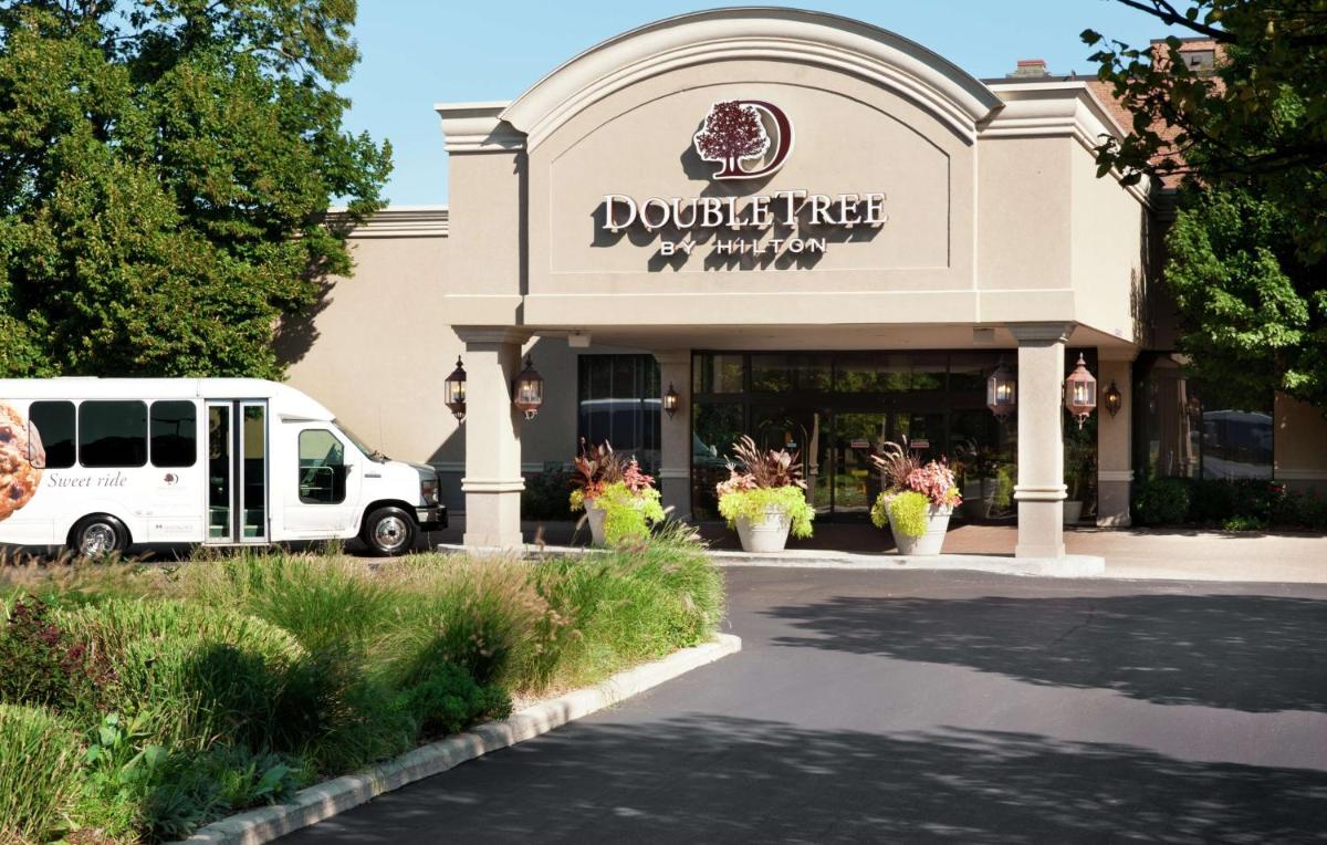 DoubleTree by Hilton Chicago/Alsip - Housity