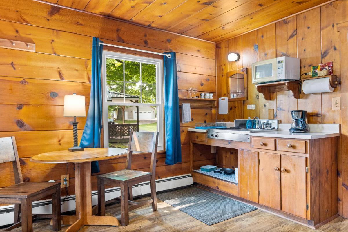 Lakeview on the Lake - Housity